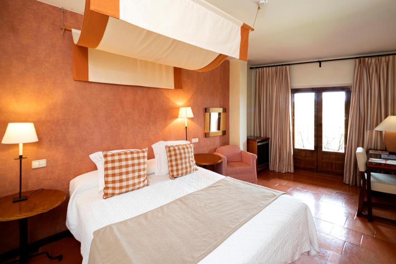 Hospederia De Santo Domingo Hotel Pedraza Luaran gambar
